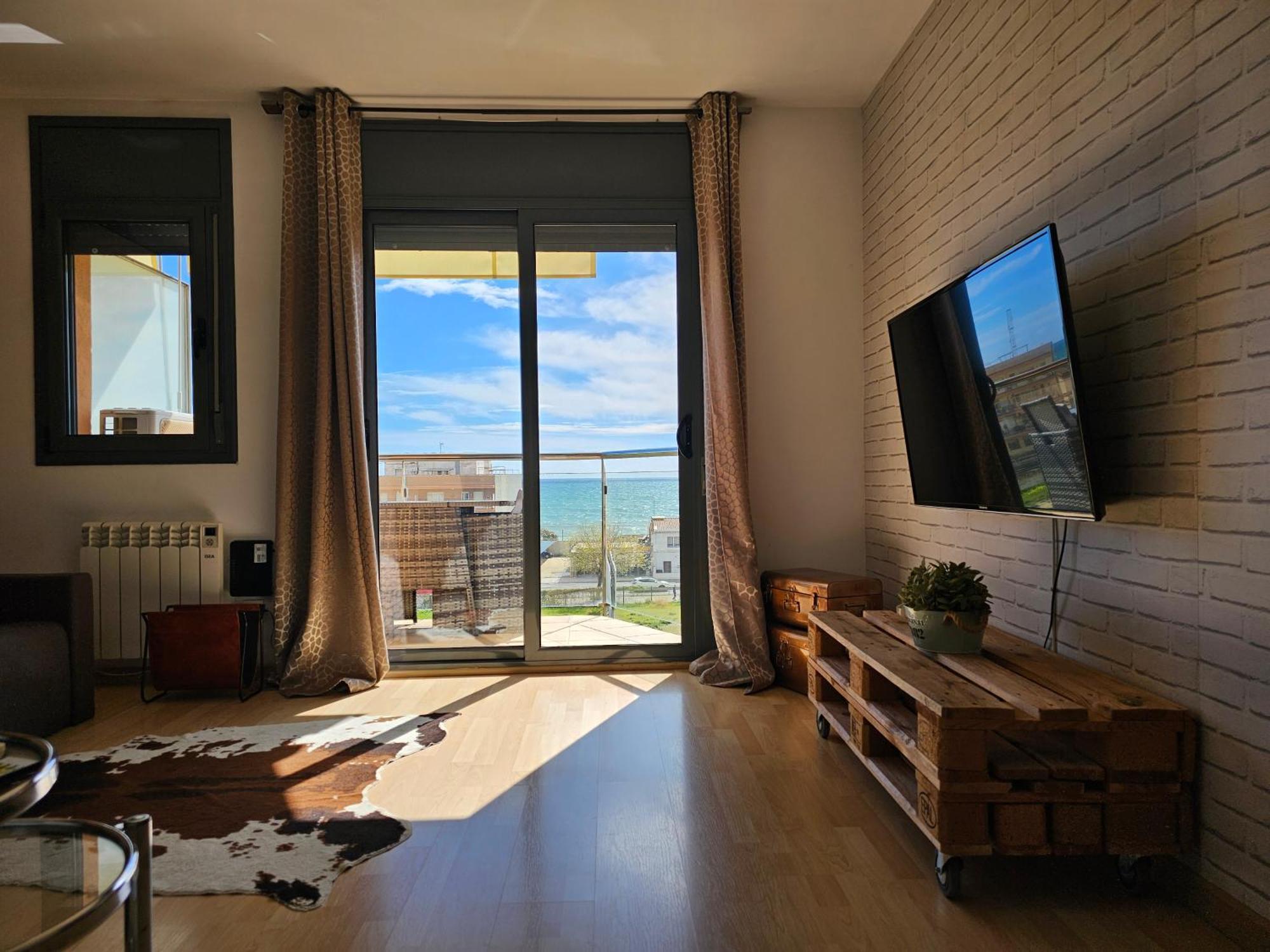 Apartment Beach Front Canet Canet De Mar Eksteriør billede