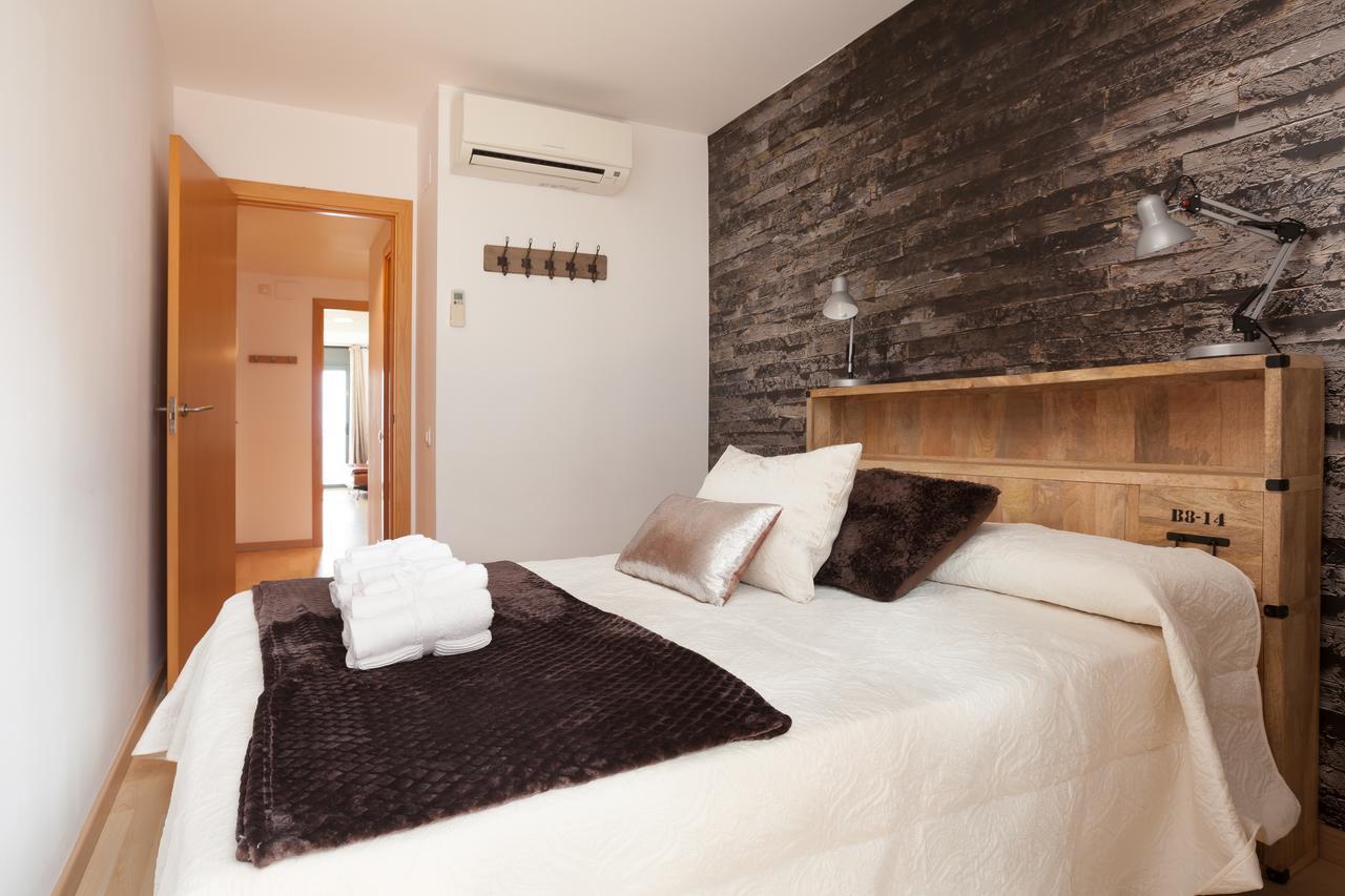 Apartment Beach Front Canet Canet De Mar Eksteriør billede