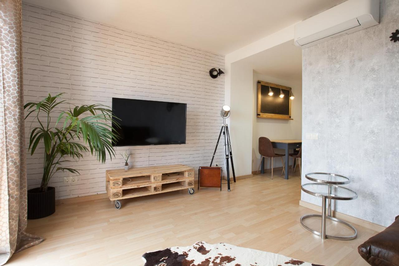 Apartment Beach Front Canet Canet De Mar Eksteriør billede